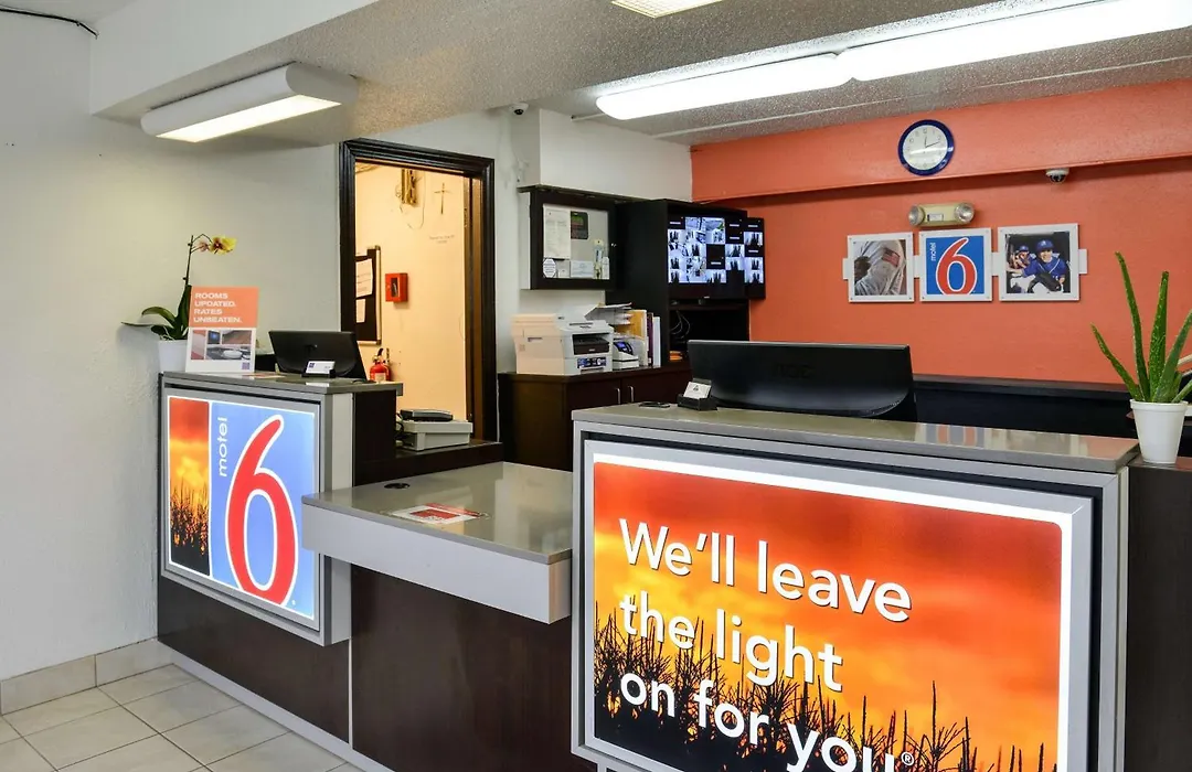 Motel 6-Toledo, Oh-1